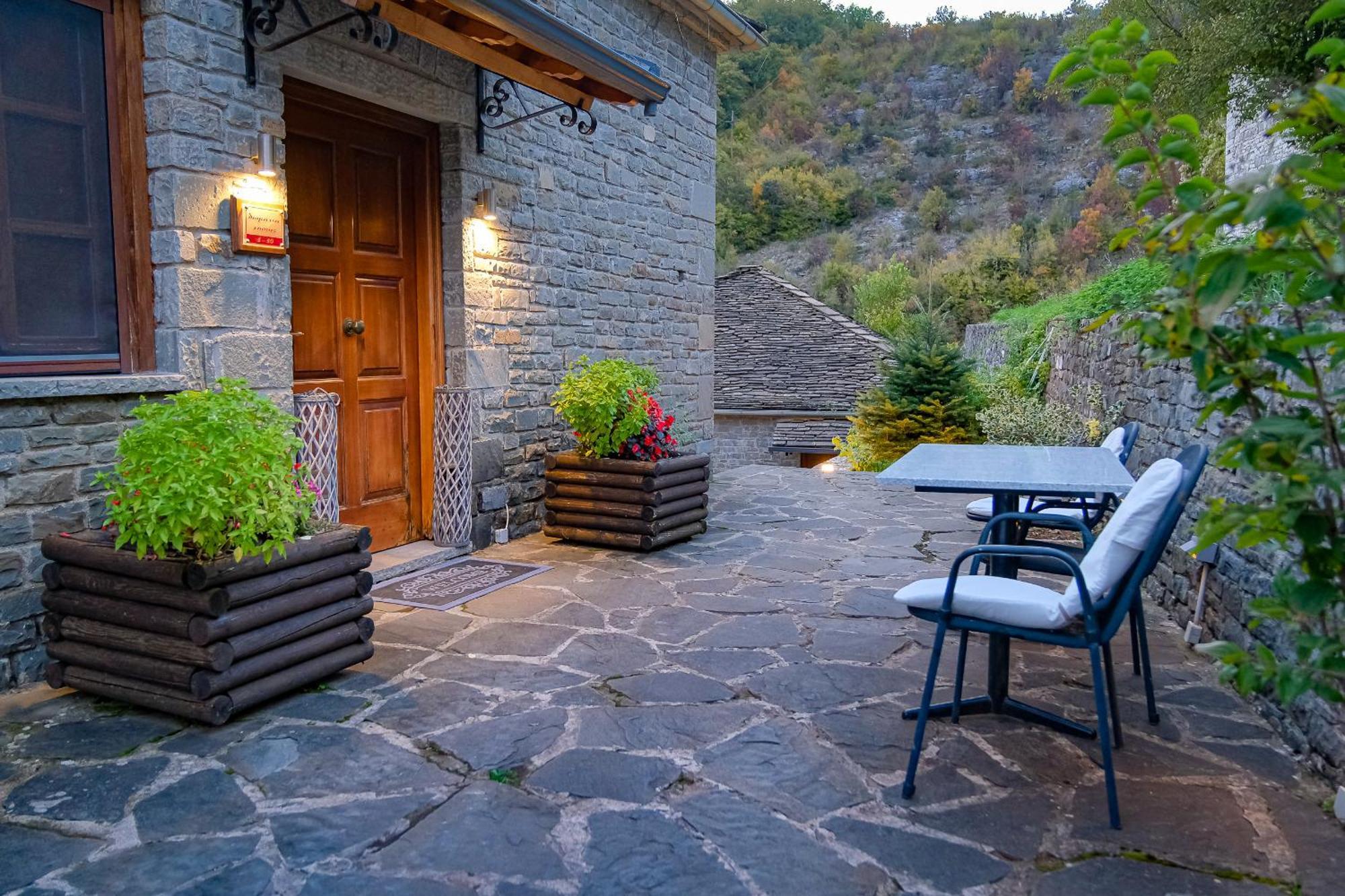 Kipi Mountain Resort Exterior photo