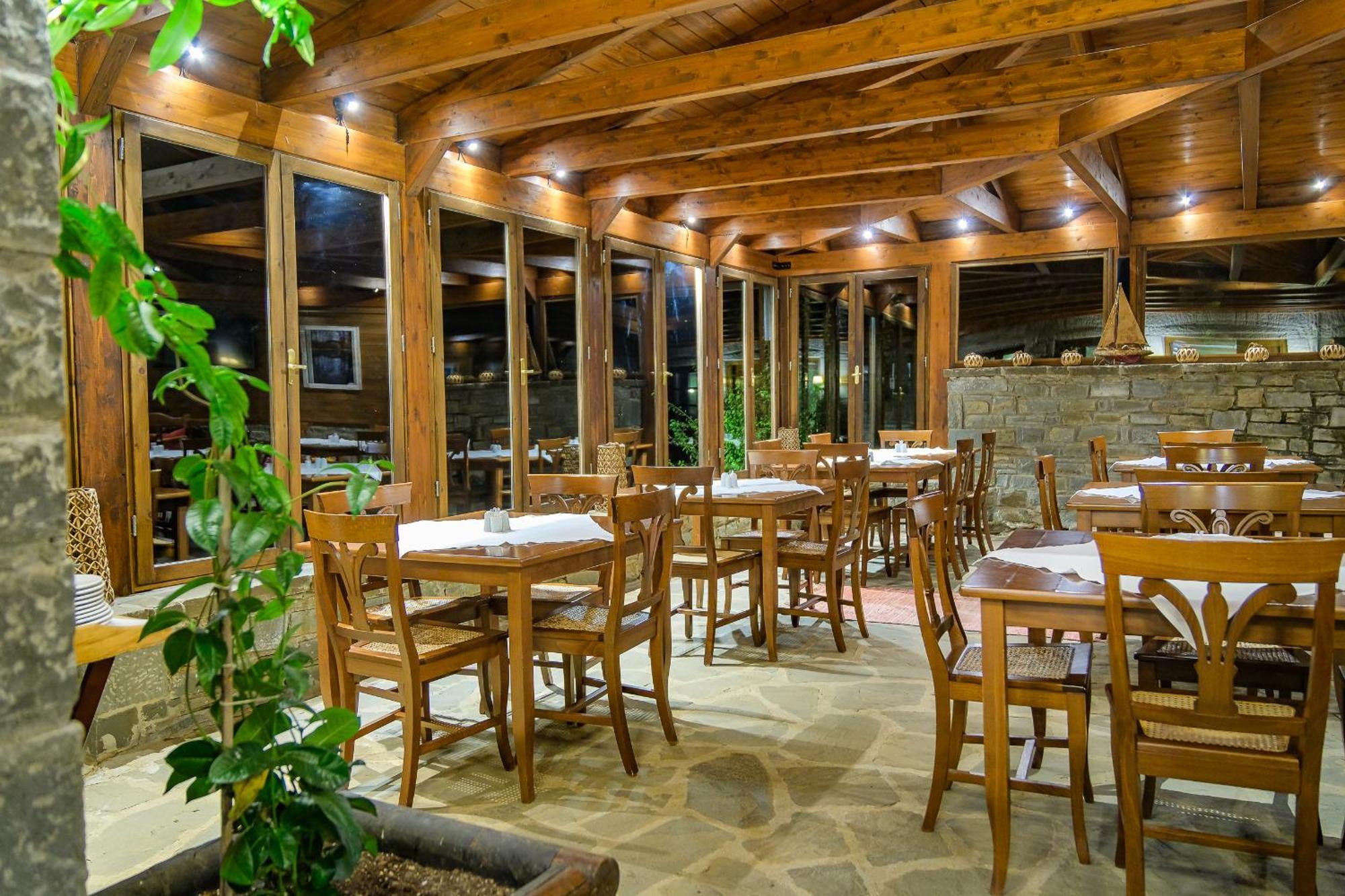 Kipi Mountain Resort Exterior photo