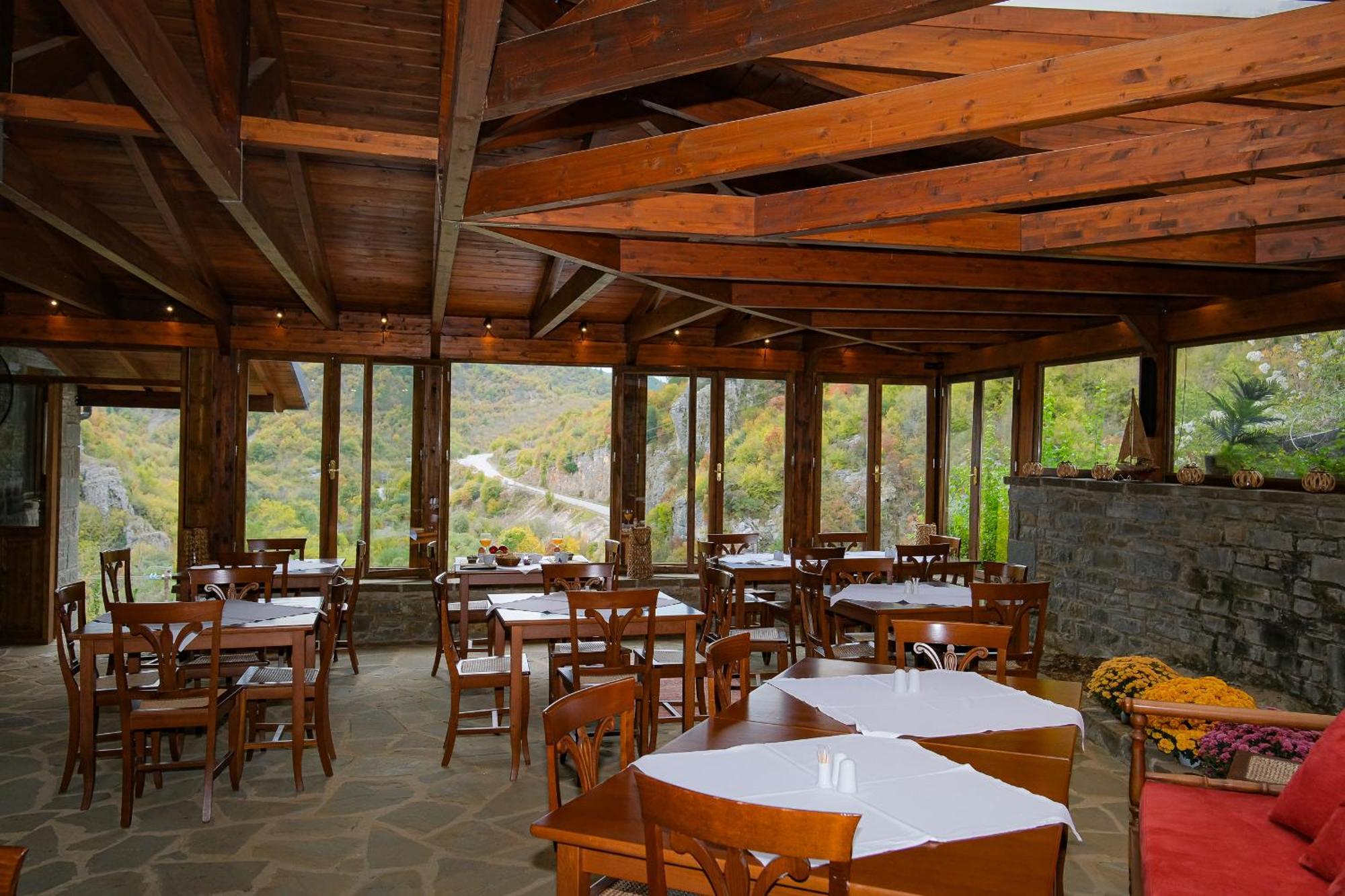 Kipi Mountain Resort Exterior photo