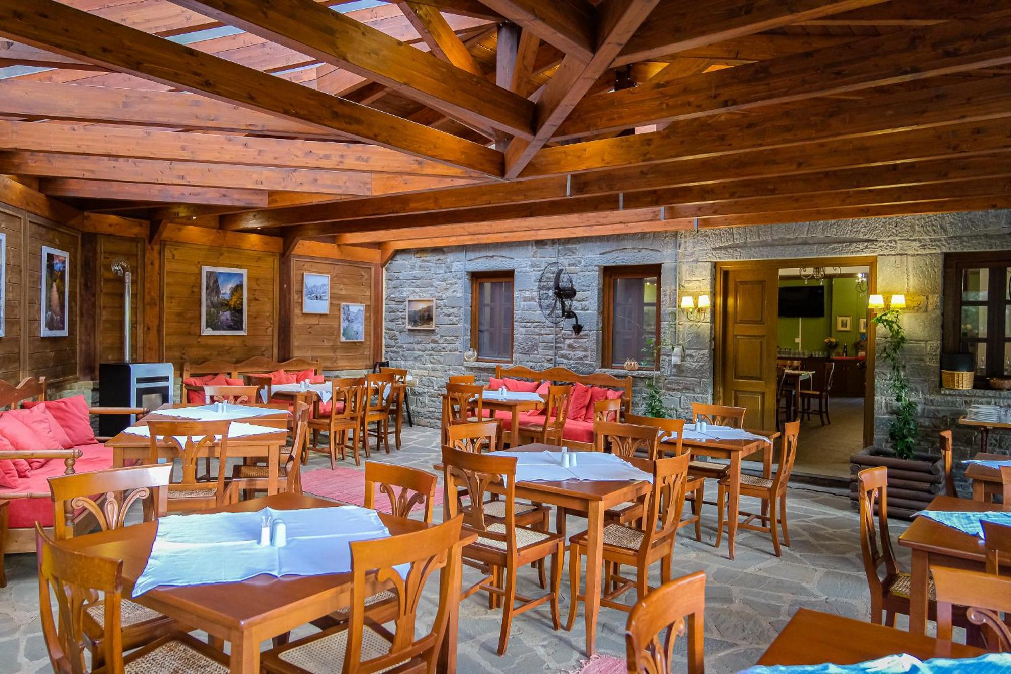 Kipi Mountain Resort Exterior photo