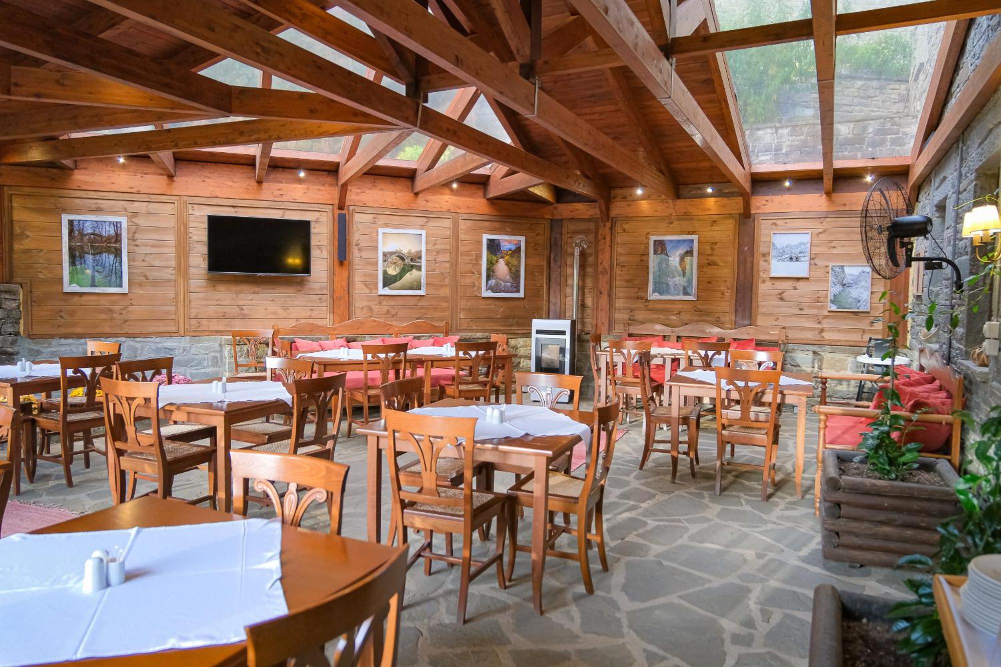 Kipi Mountain Resort Exterior photo