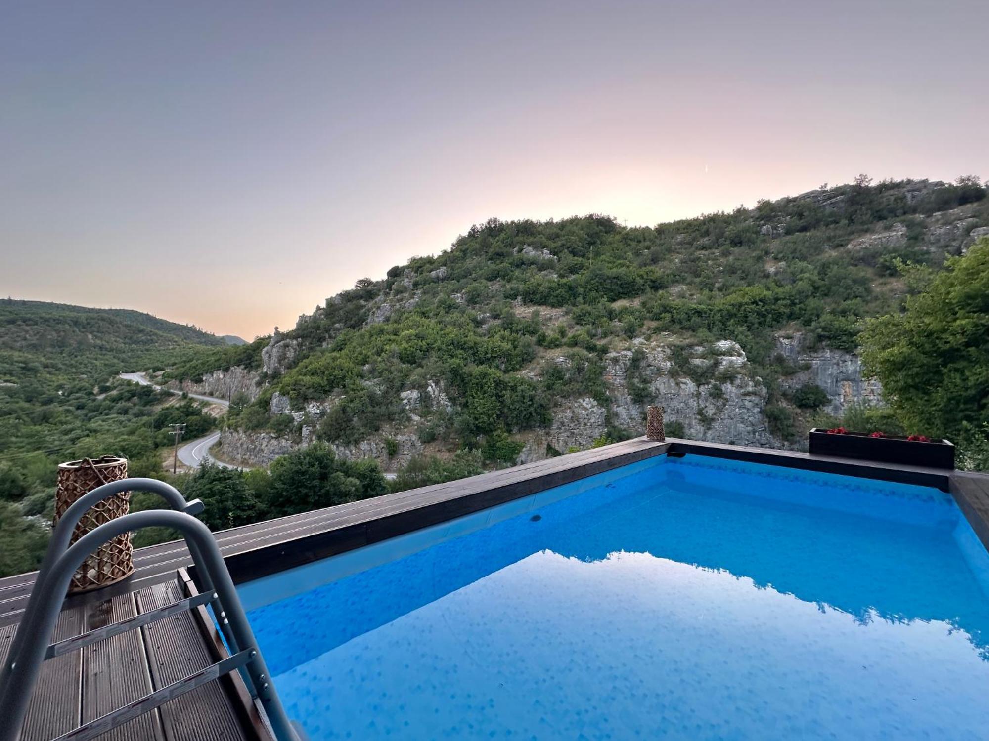 Kipi Mountain Resort Exterior photo
